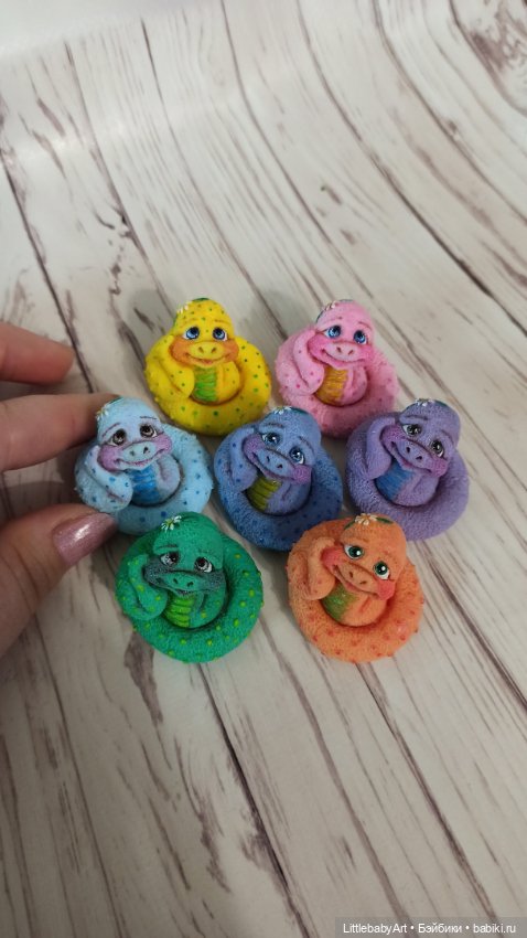 Символ 2025 года змейки — Лепка авторских игрушек и папье (фото 3)