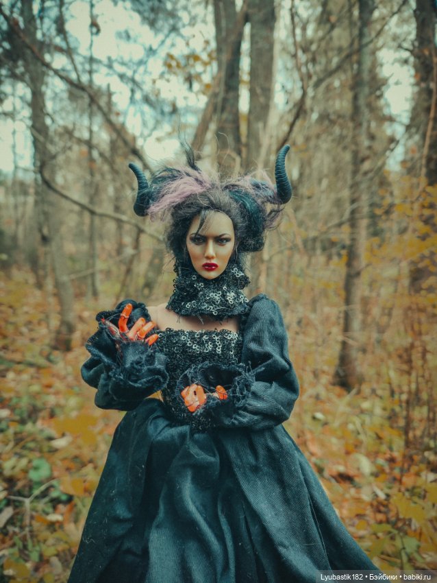 В лесу — Коллекционные экшн