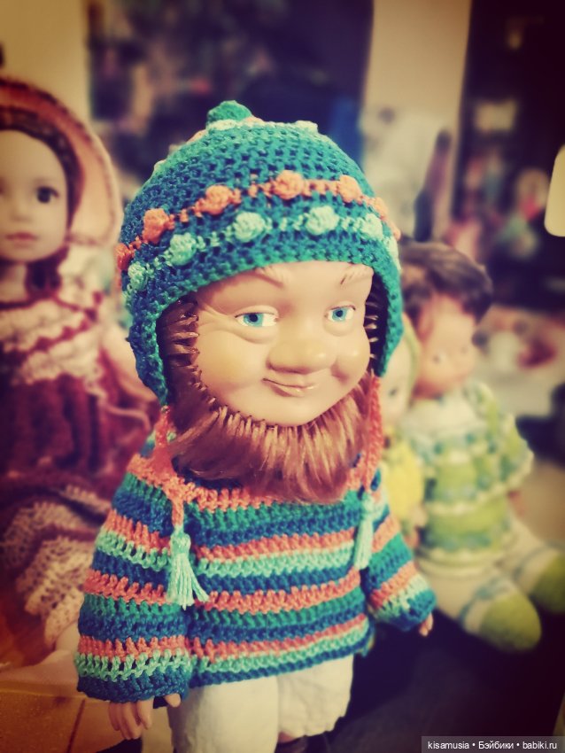 Немного уюта, кукол и вязаных нарядов