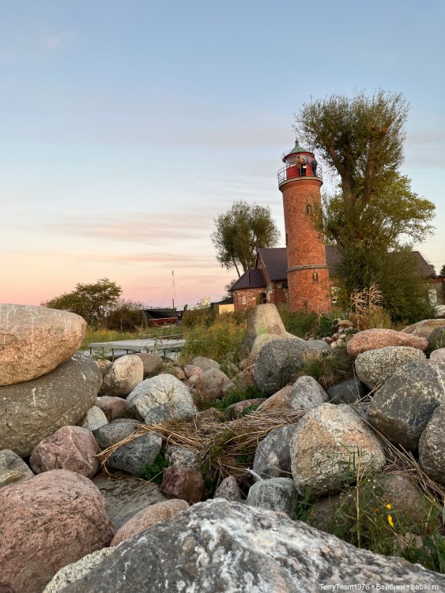 Тони Старк: Балтийская осень. Маяки и закаты