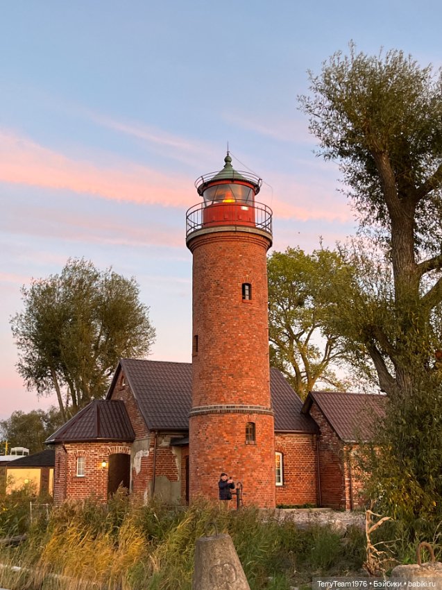 Тони Старк: Балтийская осень. Маяки и закаты
