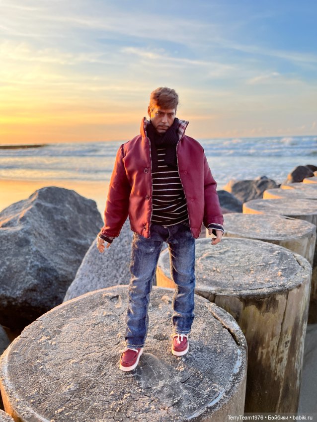 Тони Старк: Балтийская осень. Маяки и закаты