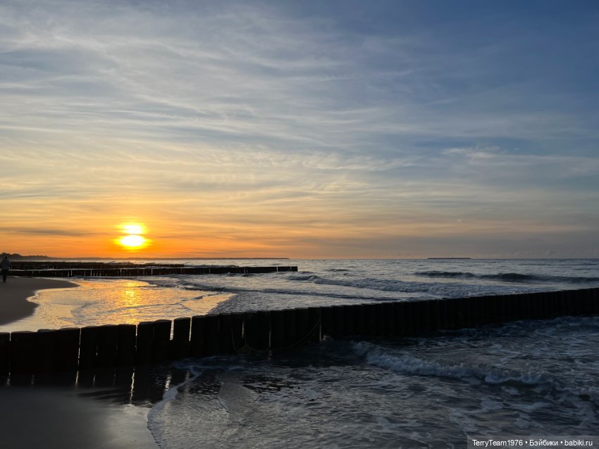 Тони Старк: Балтийская осень. Маяки и закаты