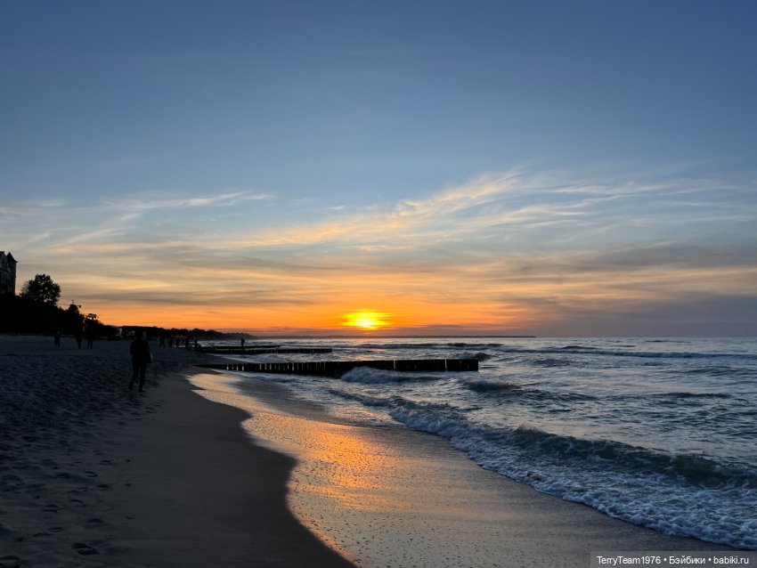 Тони Старк: Балтийская осень. Маяки и закаты