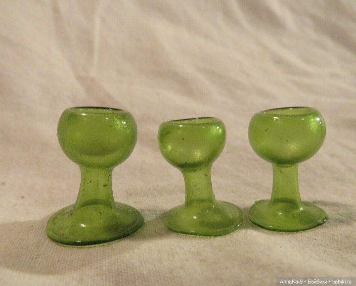 Фотоподборка антикварного стекла с аукционов (фото 4)