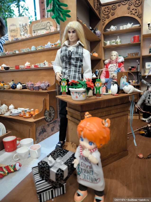 Долл маркет, третий этаж — Выставки кукол и мишек Тедди: фоторепортажи