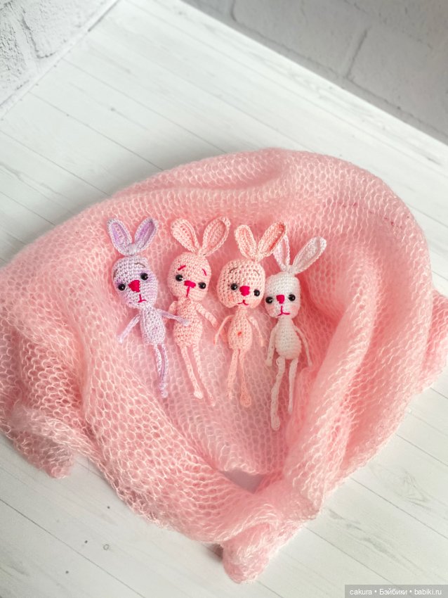 Мини зайки — Вязаные игрушки и амигуруми: крючком