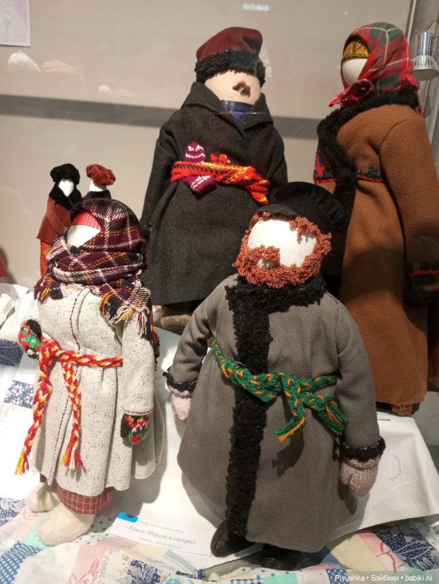 Выставка традиционных тряпичных кукол