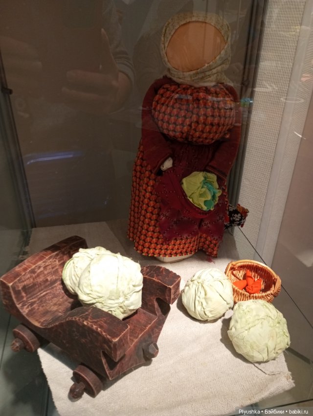 Выставка традиционных тряпичных кукол (фото 7)