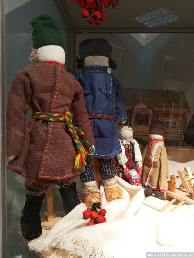 Выставка традиционных тряпичных кукол (фото 5)