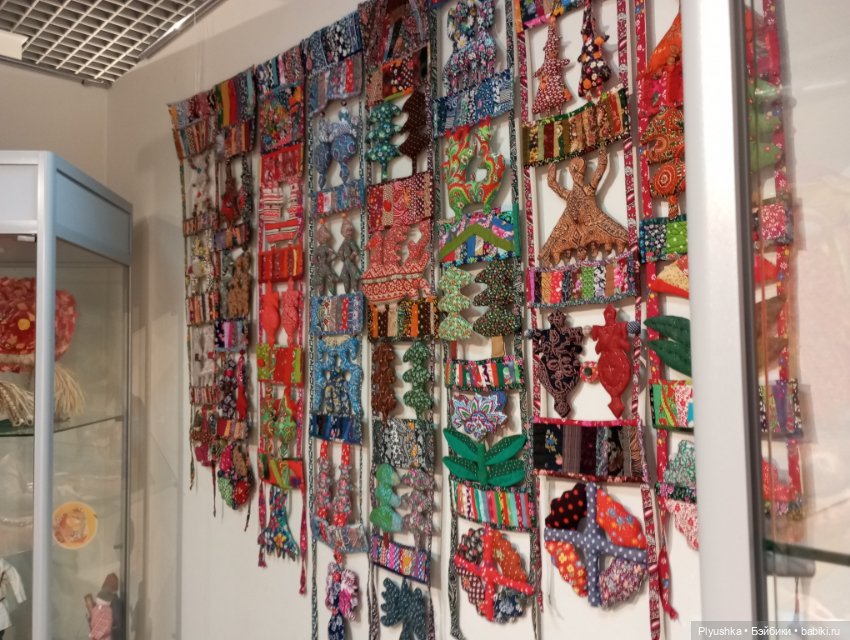 Выставка традиционных тряпичных кукол