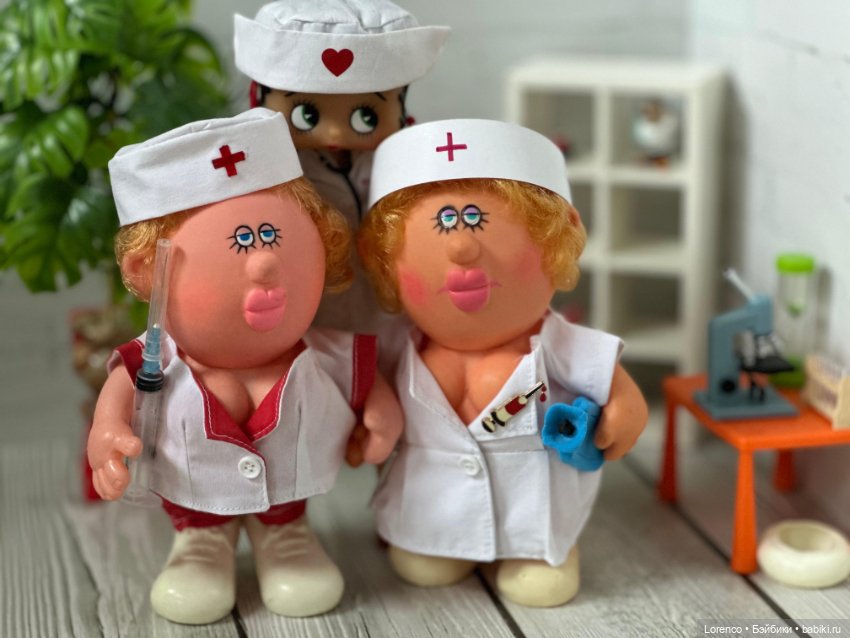 Медсестринский состав — Винтажные куклы ГДР (Немки): Бигги