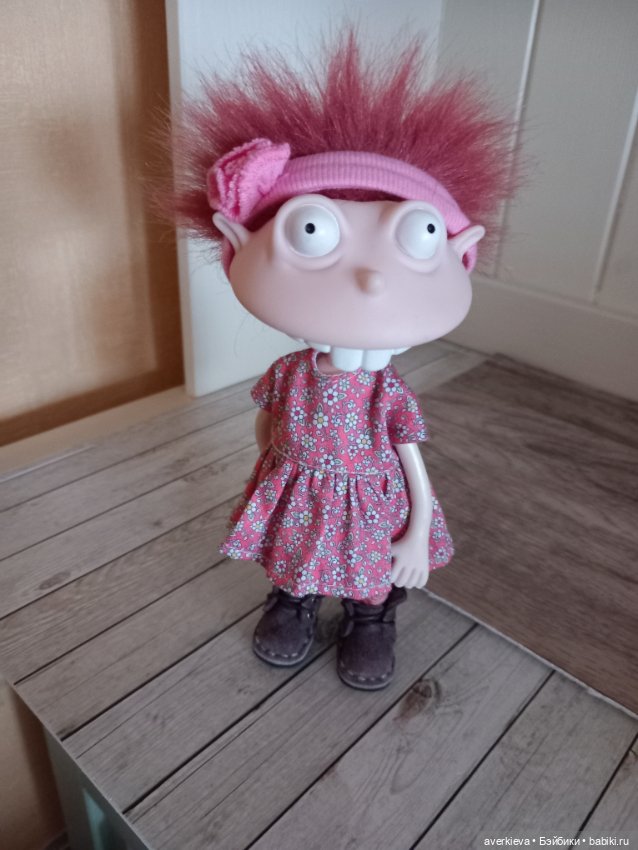 Нелёгкая это работа-сделать выбор...всех взять охота