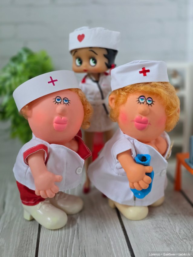 Медсестринский состав — Винтажные куклы ГДР (Немки): Бигги