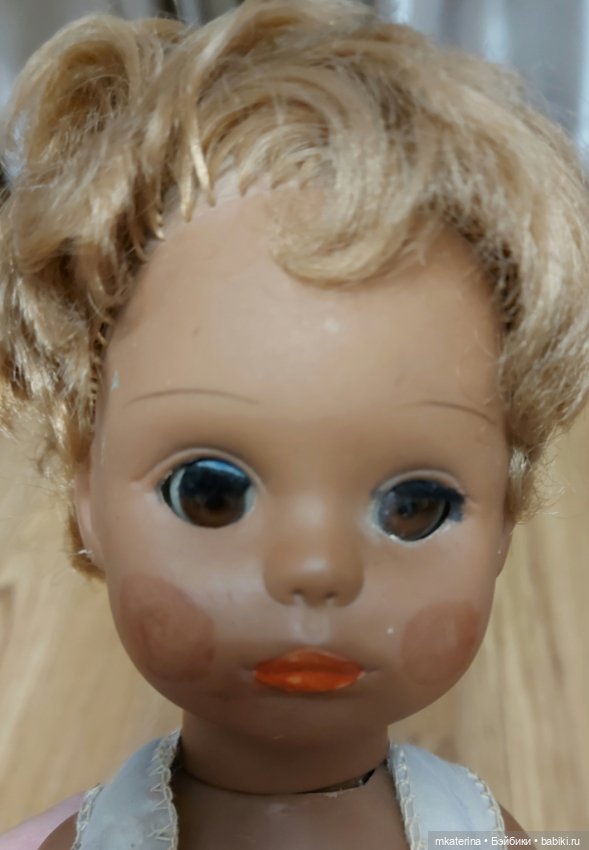 Салон красоты для старой куклы №12