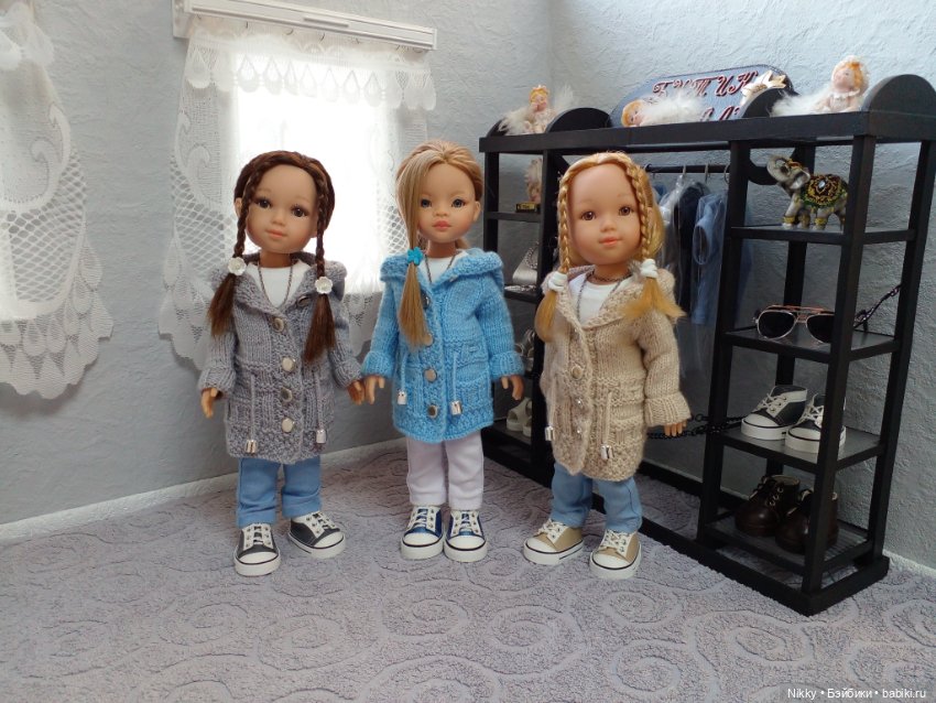 Вечерние платья и кардиганы для кукол Паола Рейна