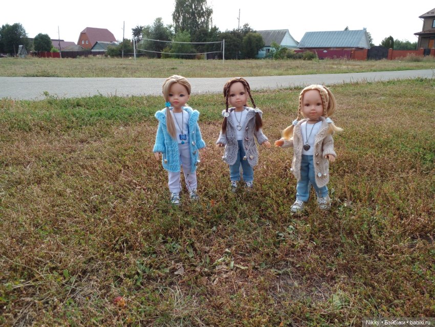 Вечерние платья и кардиганы для кукол Паола Рейна