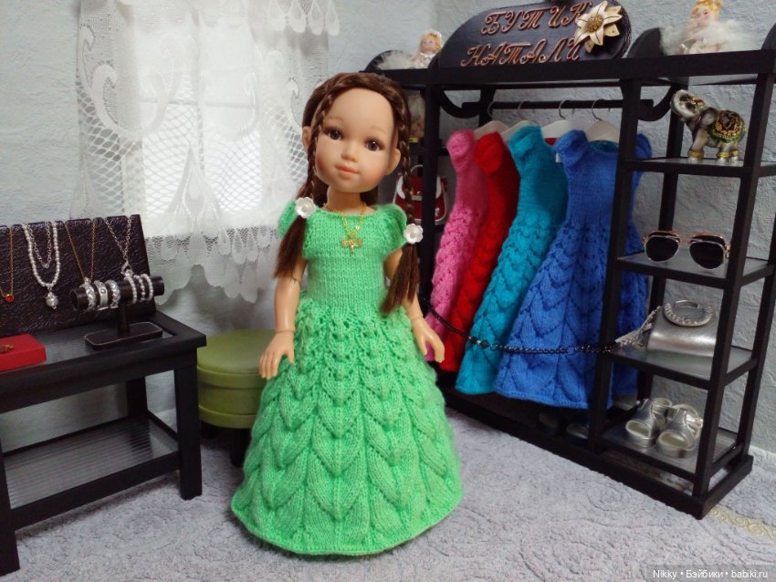 Вечерние платья и кардиганы для кукол Паола Рейна (фото 9)