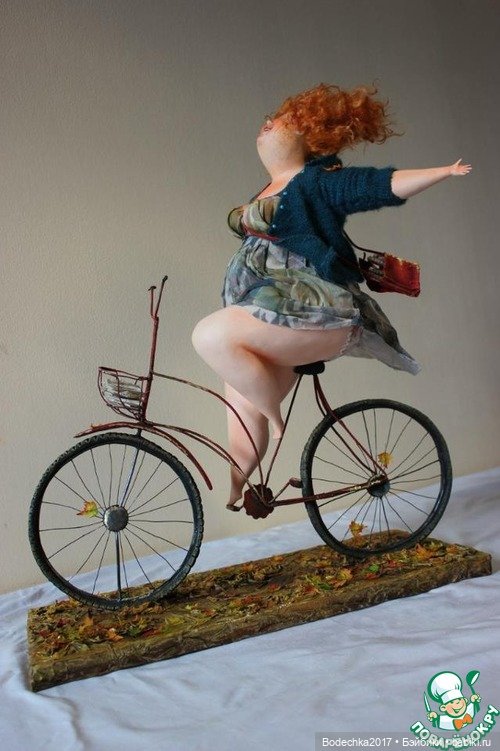 Дeнь нeзaвиcимыx, гopдыx и oдинoкиx жeнщин