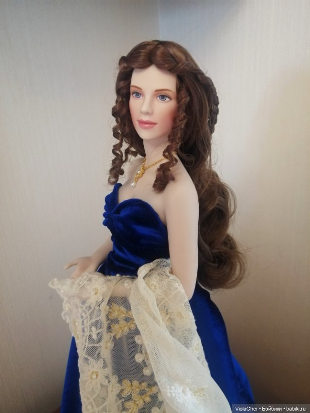 Дама в синем — Фарфоровые куклы Franklin Mint (Франклин Минт): портретные (фото 3)