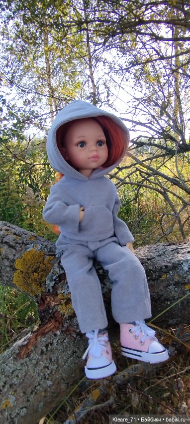 Осенняя прогулка — Куклы Paola Reina (Паола Рейна): новинки (фото 3)