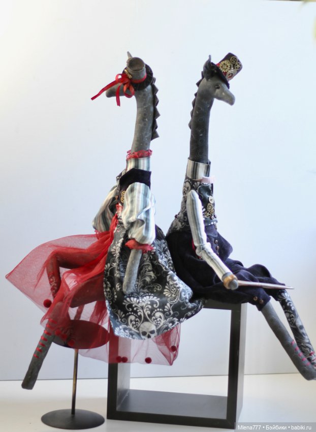 Жирафы , готика — Авторские текстильные куклы: Вальдорфские (фото 6)