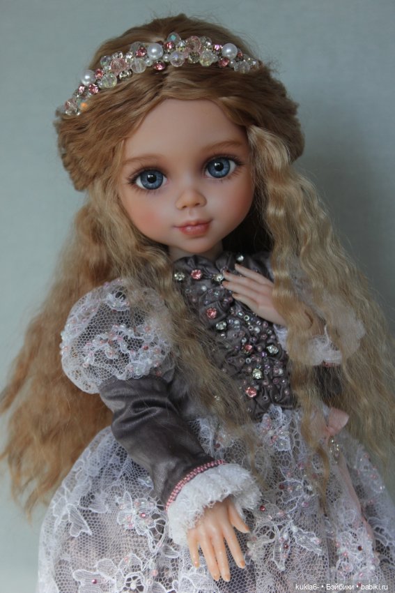 Принцесса, кастом Лизы (новый молд ) Паола Рэйна Paola Reina