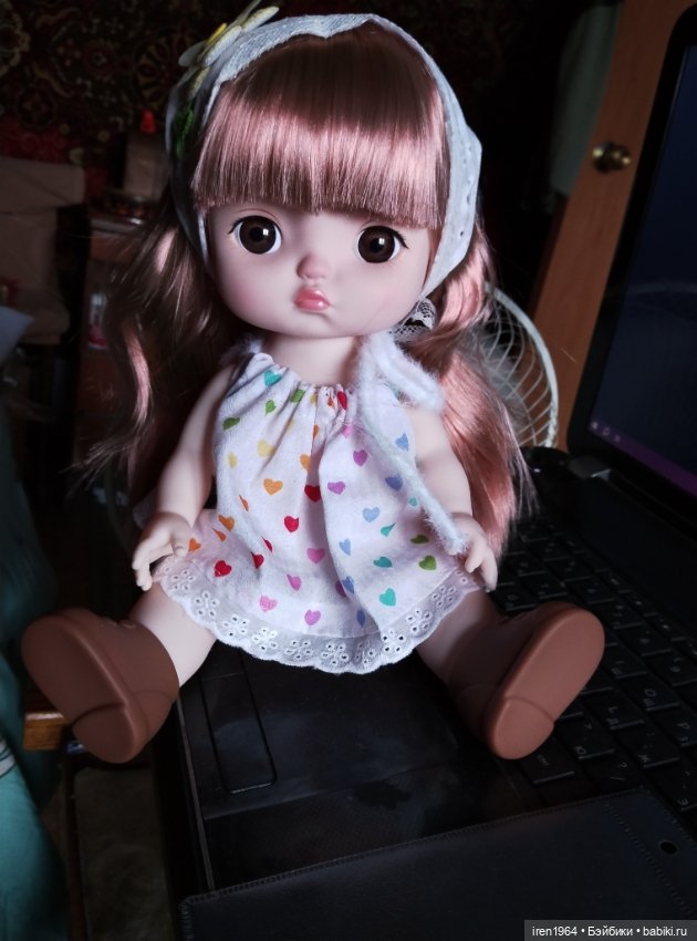 Знакомства с Юлькой-капризулькой