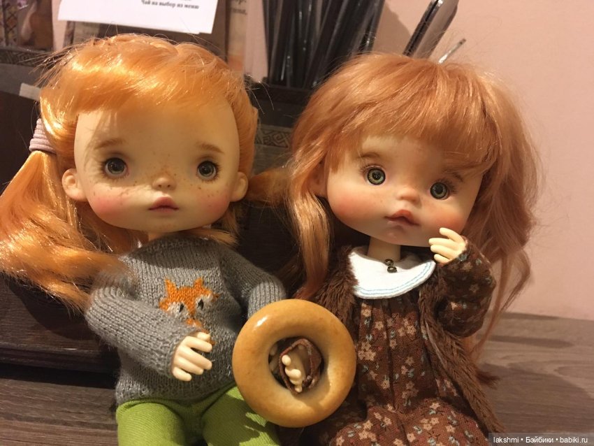 Женька и Танюшка - девочки октября