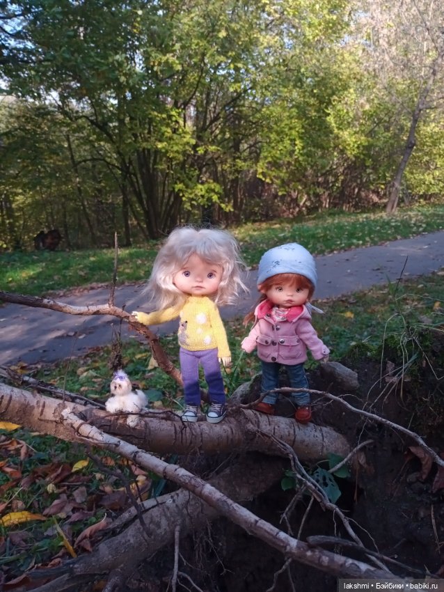 Женька и Танюшка - девочки октября