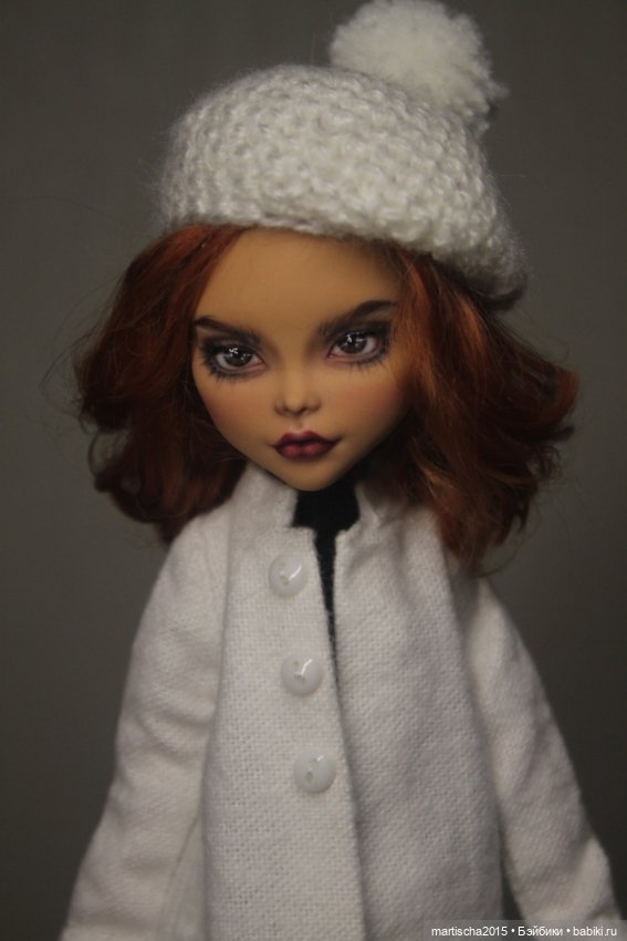 Ход королевы — ООАК Monster High и Ever After High: репейнт (фото 9)