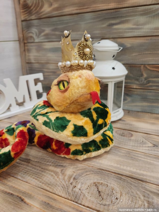 Адела — обладающая благородством