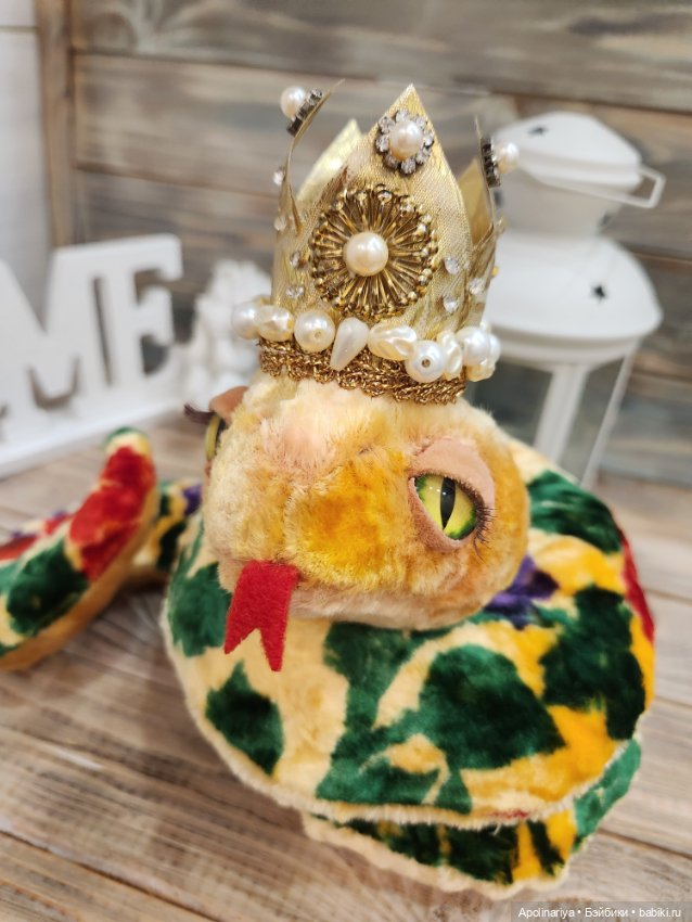 Адела — обладающая благородством