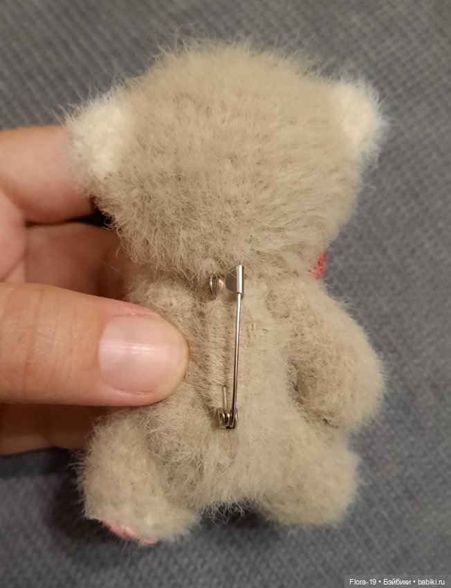 Мишка-брошь — Вязаные игрушки и амигуруми: крючком (фото 3)