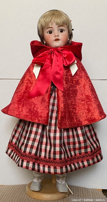 Красная шапочка — Редкие антикварные куклы и реплики: воск