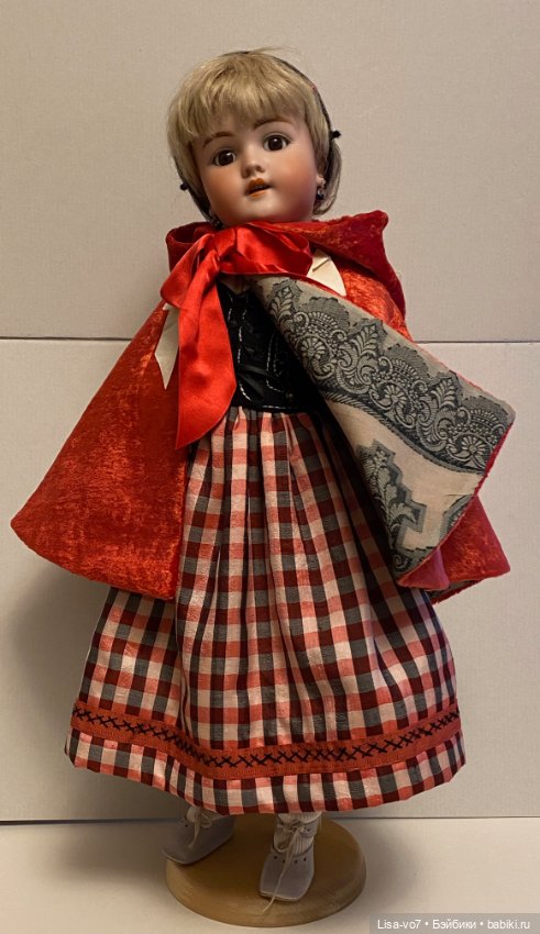 Красная шапочка — Редкие антикварные куклы и реплики: воск (фото 9)