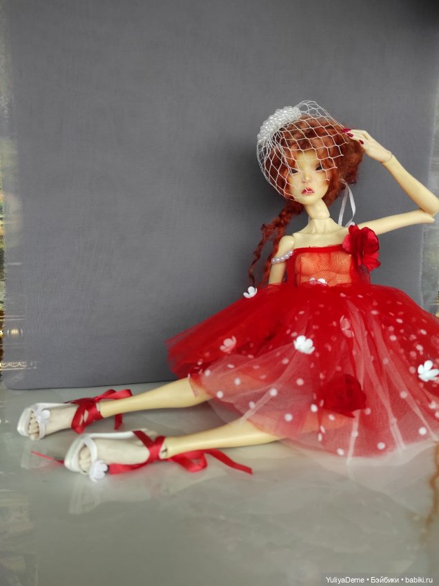 Платья для кукол сестерПоповых