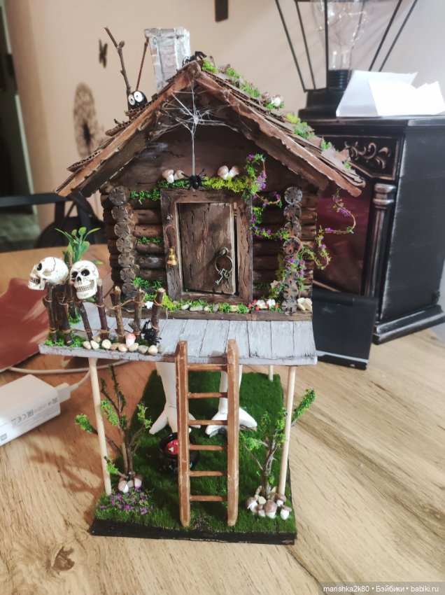 Избушка на курьих ножках — Румбоксы и кукольные интерьеры: фото
