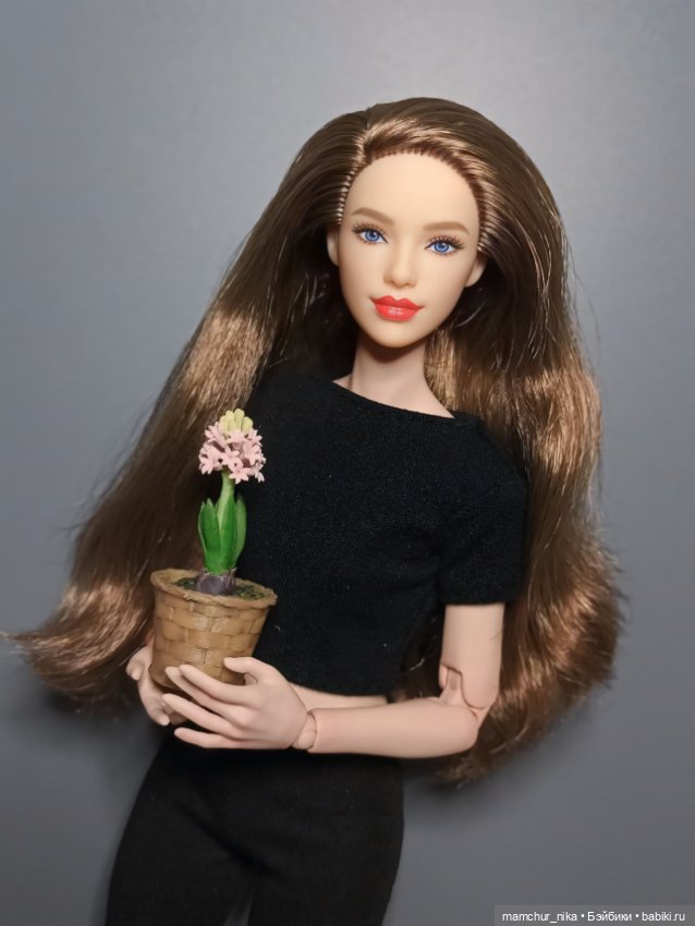 Новенькая девочка Николь 🤯 (фото 4)