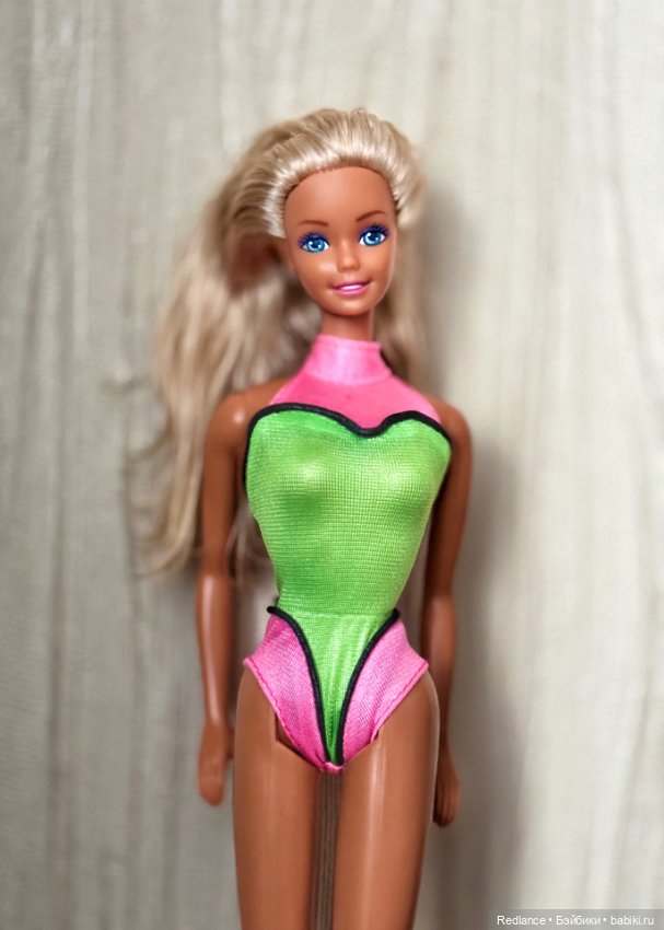 Фотосет куклы Barbie — Куклы Barbie (Барби): Looks (фото 2)