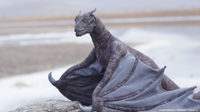 Огромный дракон на фоне сибирских просторов (фото 6)