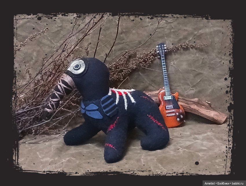 "...и Зона ВСЯ теперь в игрушечных монстрАх!"