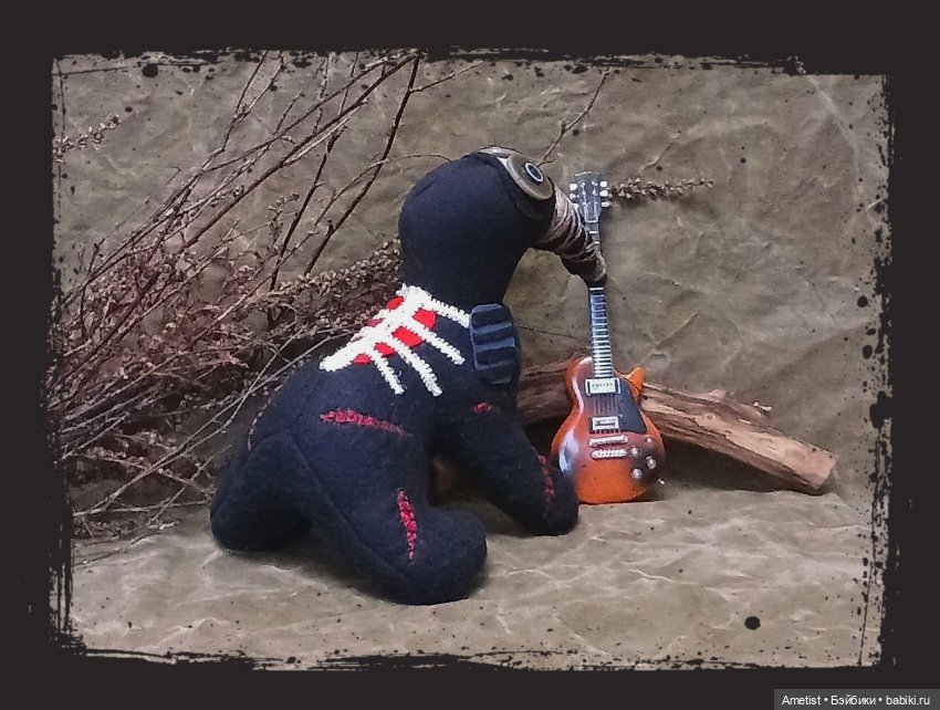 "...и Зона ВСЯ теперь в игрушечных монстрАх!"