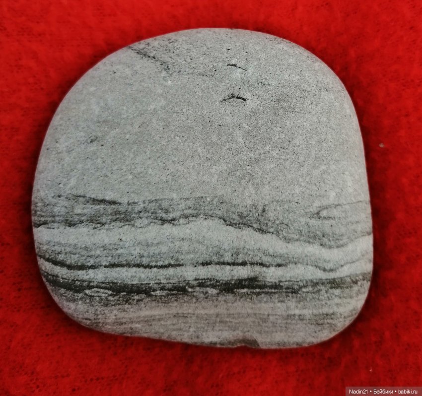 Необычные картины на камнях (фото 6)