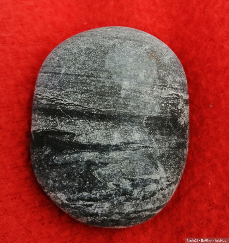 Необычные картины на камнях (фото 10)