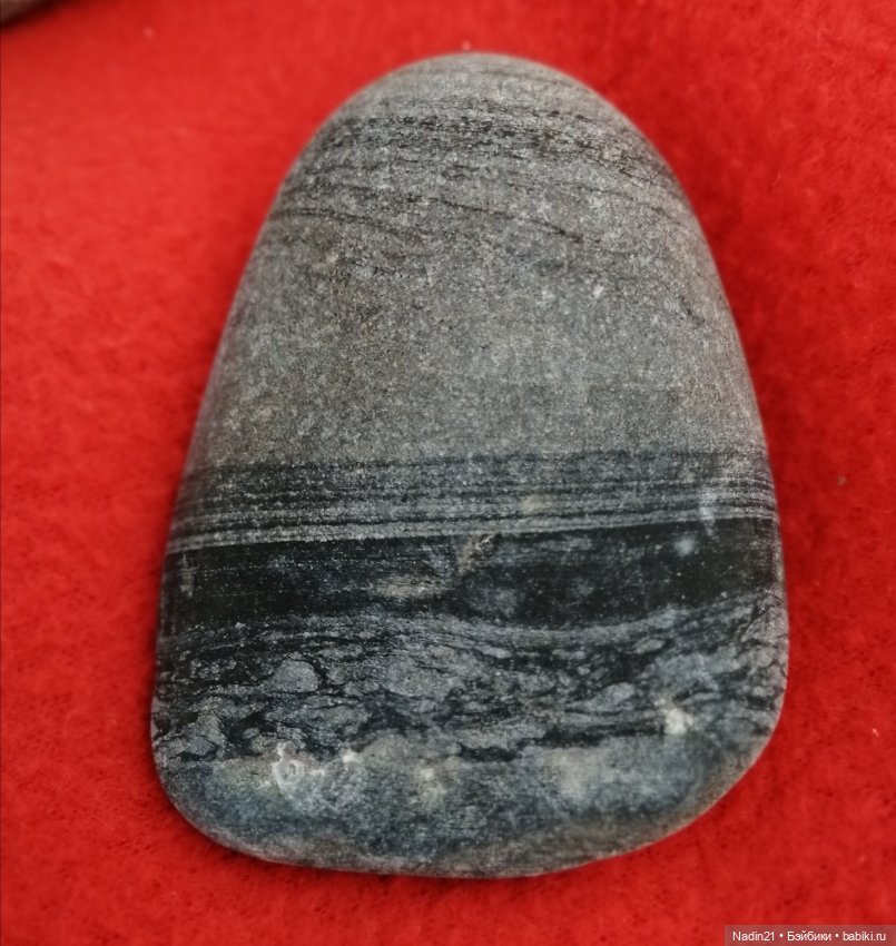 Необычные картины на камнях (фото 4)