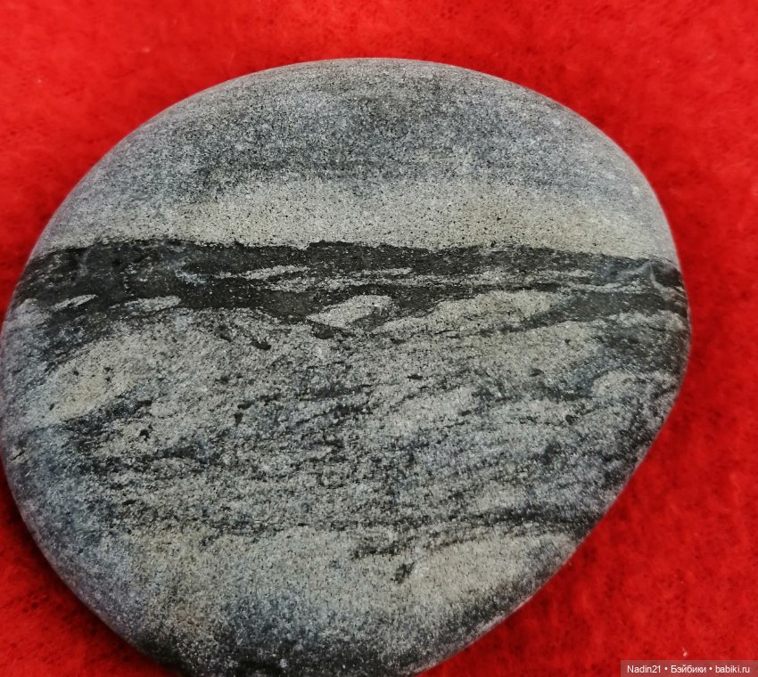 Необычные картины на камнях (фото 5)