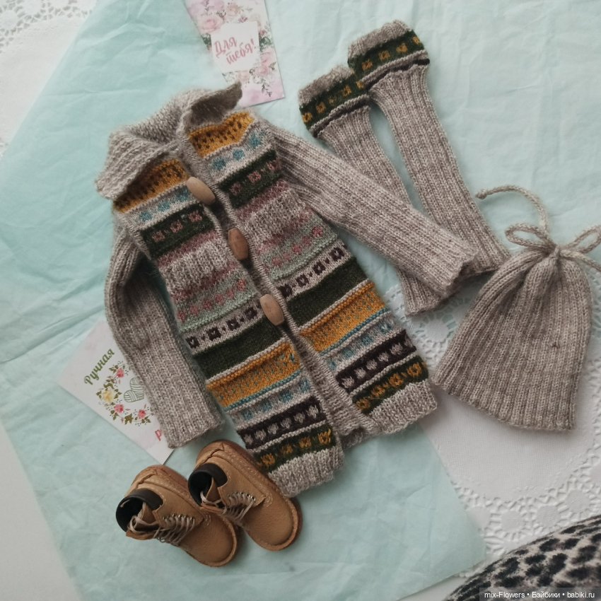 Вяжу куколкам , продолжение