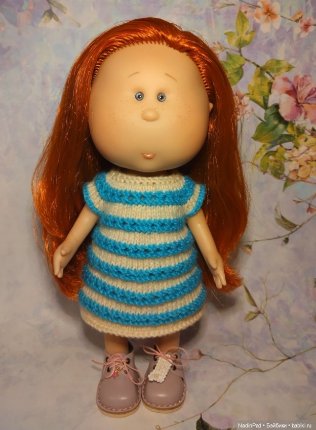 Мотя, новое платье и кокошник, снеговик, ботиночки