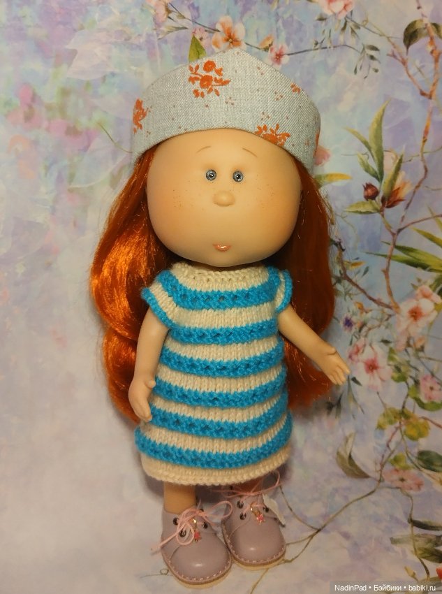 Мотя, новое платье и кокошник, снеговик, ботиночки (фото 8)